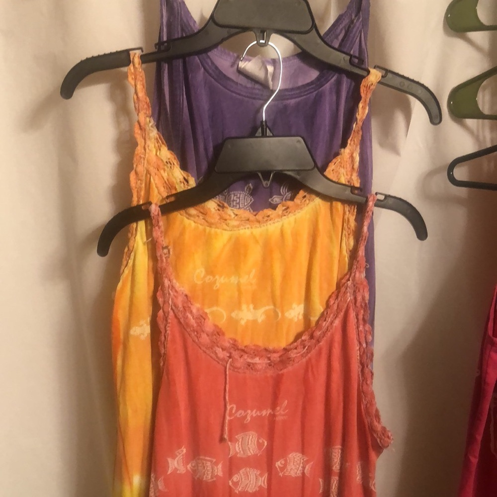 Set of three nightgowns